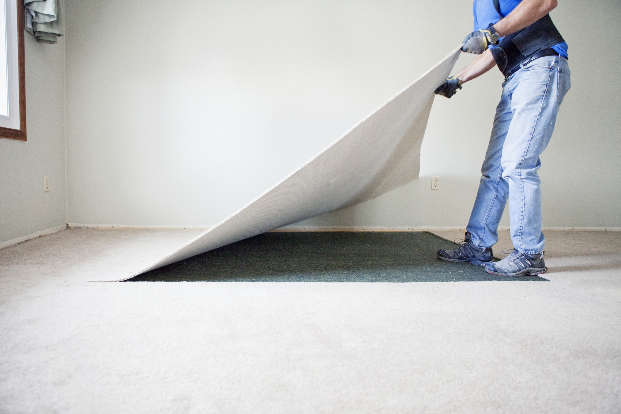 What's Involved in the Removal of Carpet Flooring